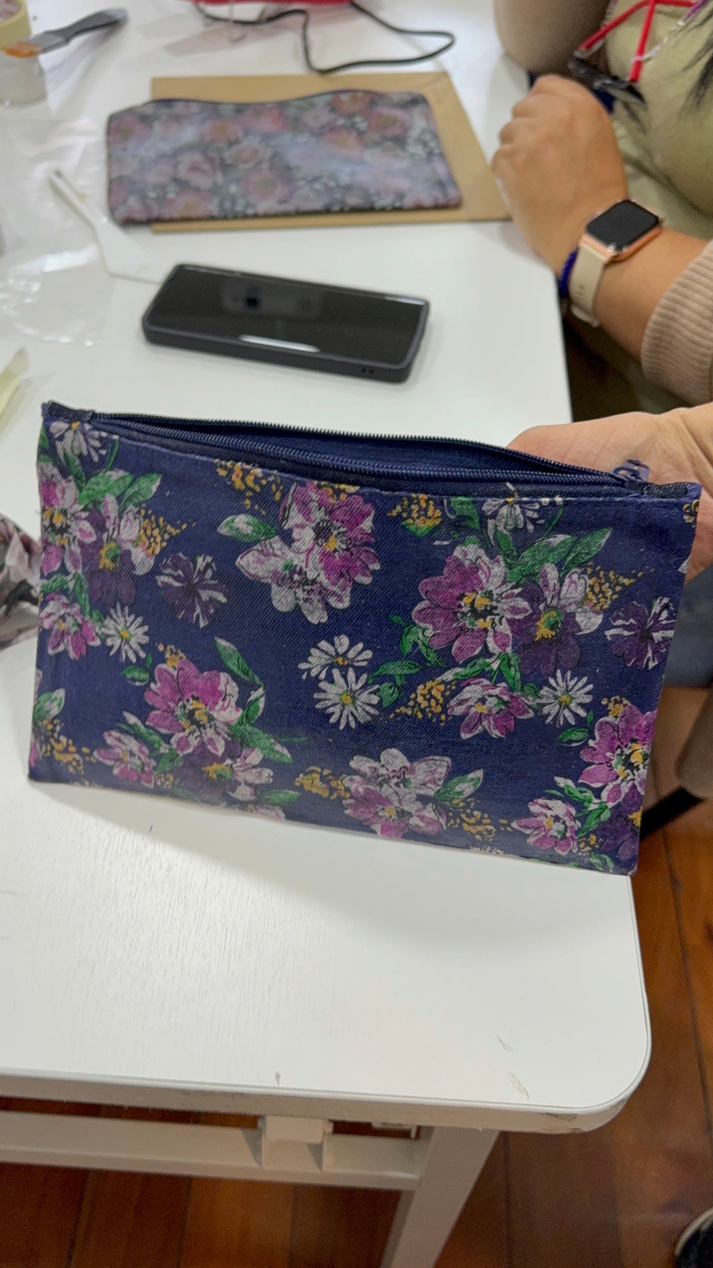 Decora Billetera y Estuche con Servilleta textil