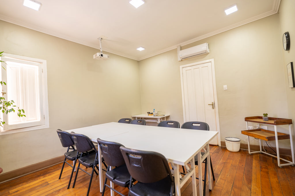 Sala Concha y Toro | Capacidad 8 personas