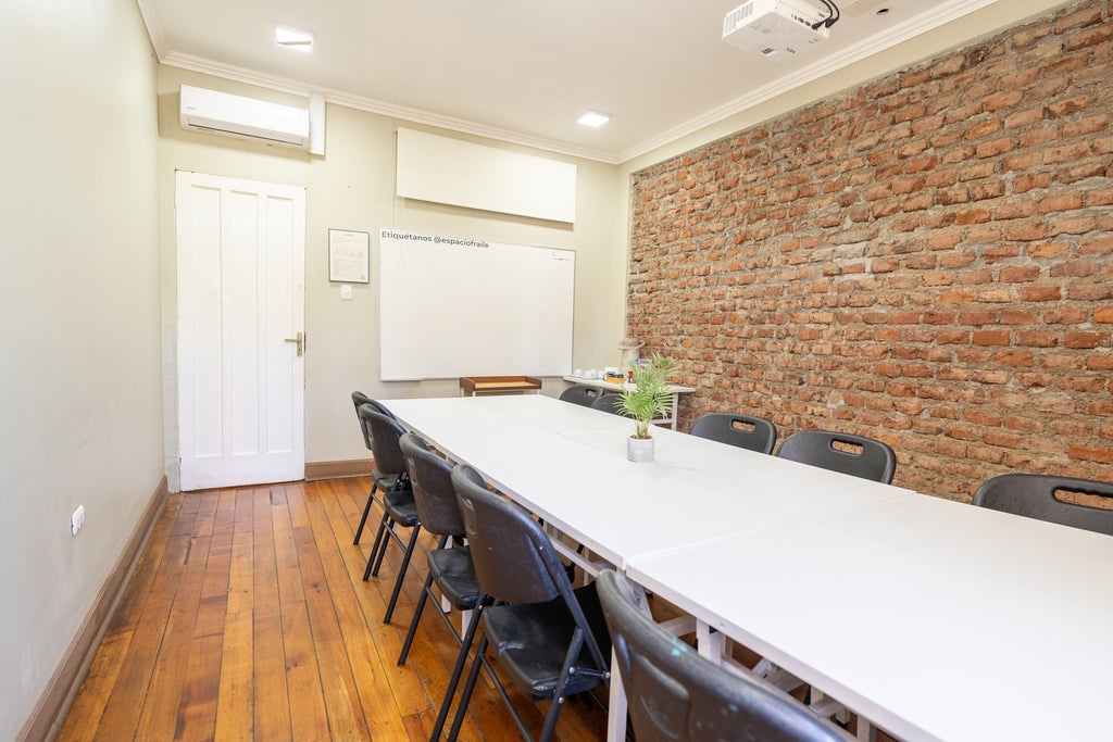 Sala Yungay | Capacidad para 12 personas