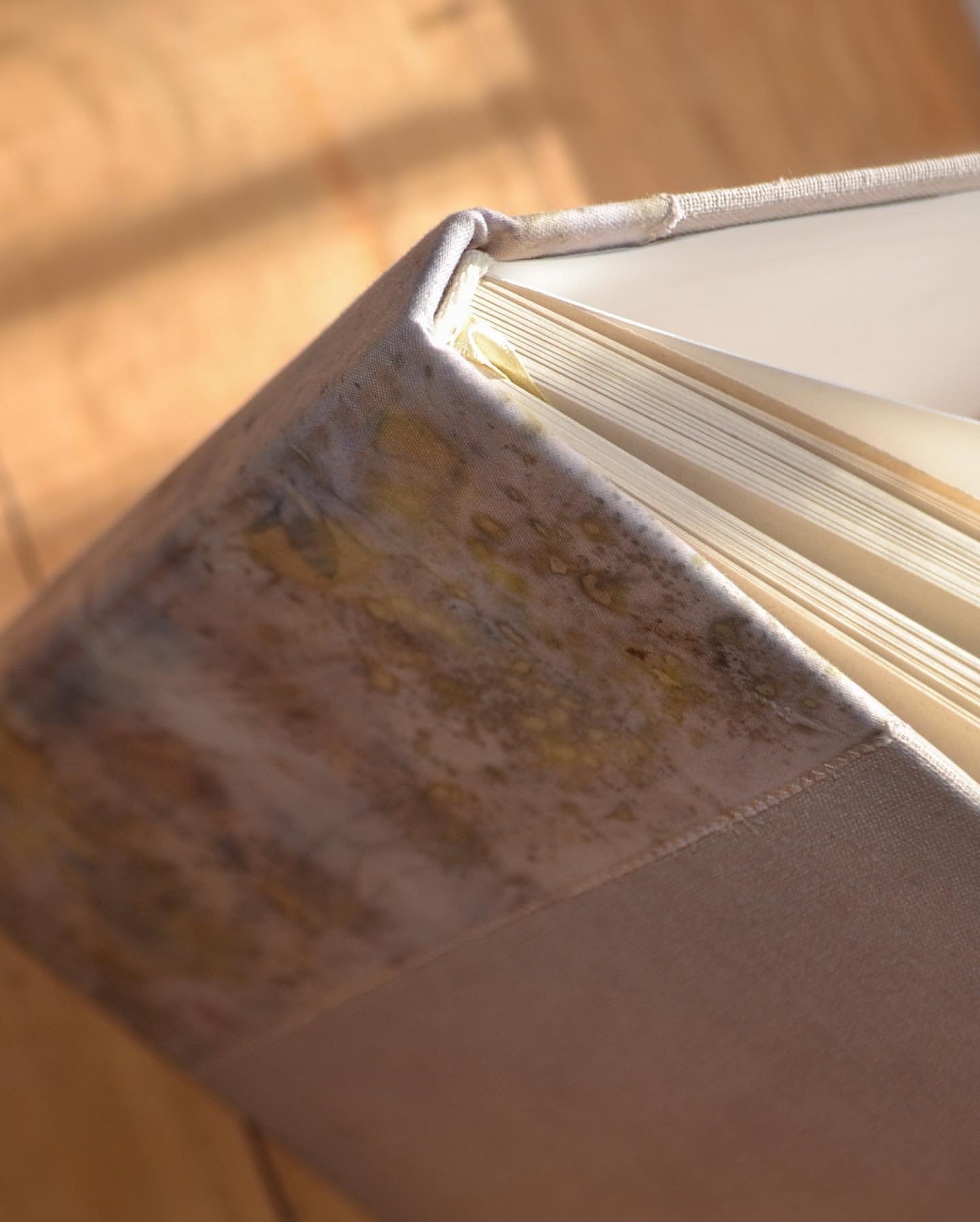 Workshop "Crea tu cuaderno artesanal"